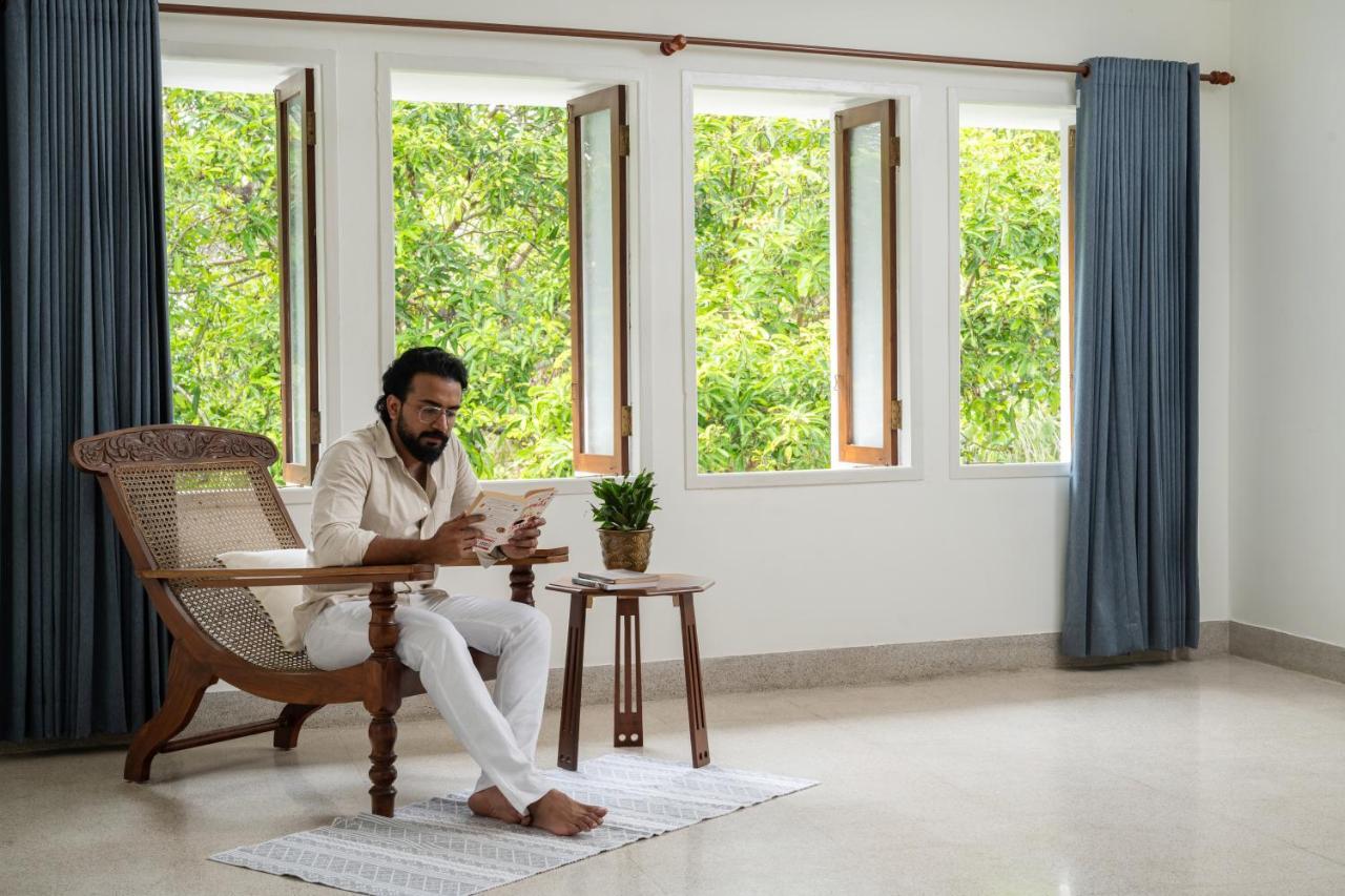 The Sacred Lotus Ayurveda Wellness Retreat Hotel Kochi Bagian luar foto