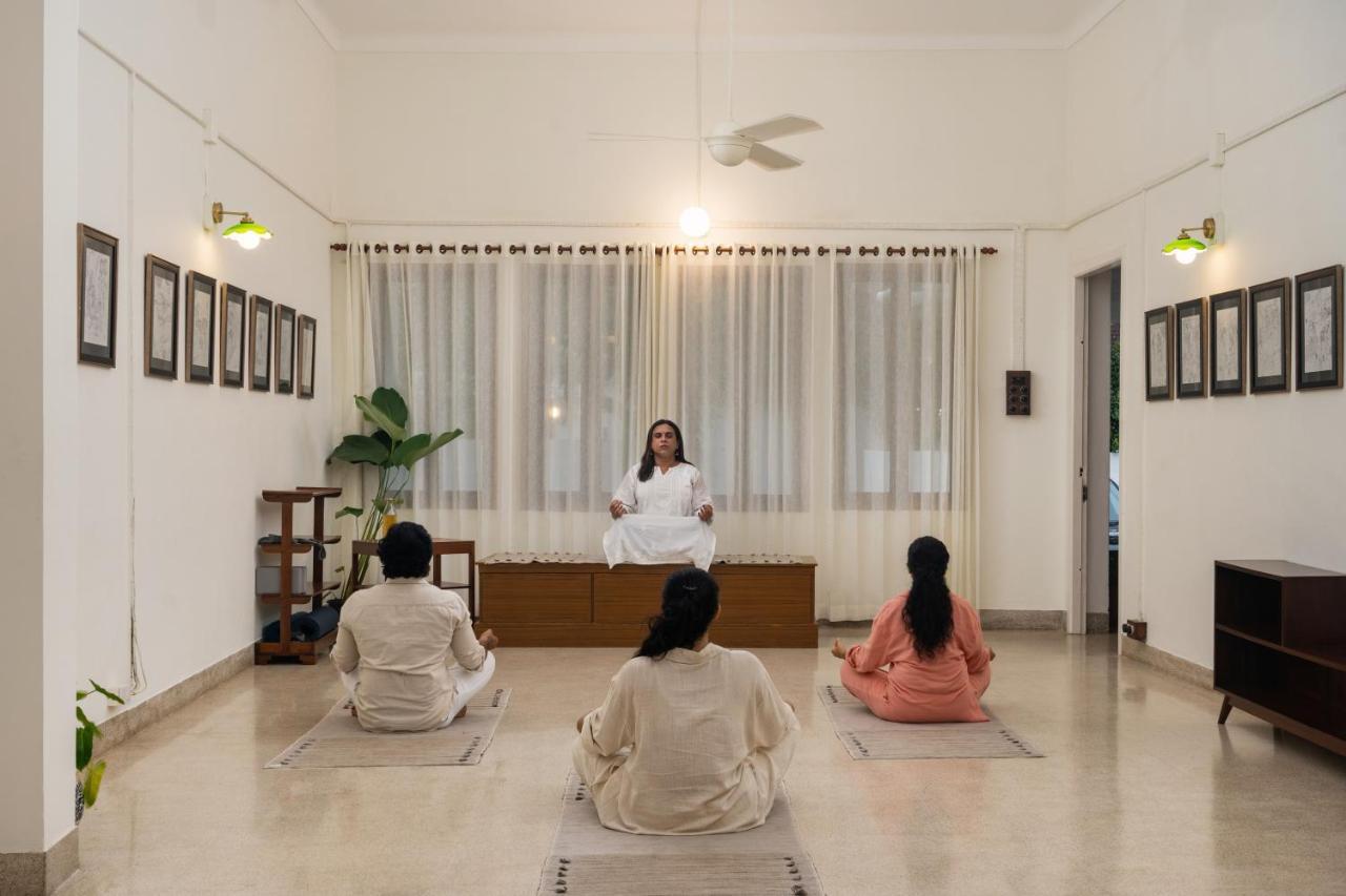 The Sacred Lotus Ayurveda Wellness Retreat Hotel Kochi Bagian luar foto
